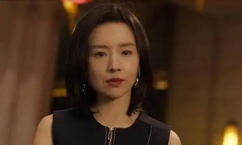 条件不符就别尬演情妇了,43岁董洁告诉你,啥是教科书式撩汉
