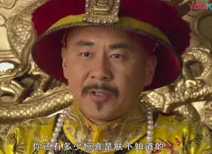 高小微暑假再看甄嬛传,被攒了8年的弹幕竟全是段子