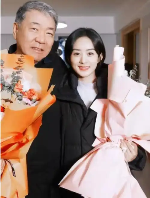 赵丽颖又官宣新剧,离婚后的她,为何资源不降反升