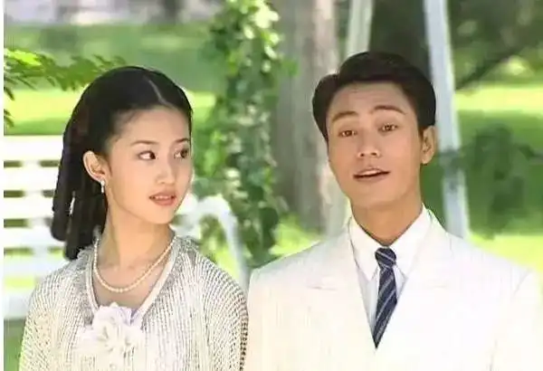 原班主创携金粉世家回归,董洁刘亦菲选角内幕曝光
