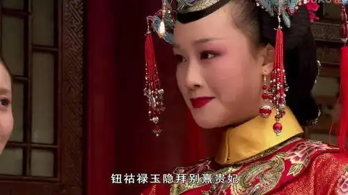 甄嬛传拍到一半,导演郑晓龙看着蓝盈莹,犹豫再三还是开了口