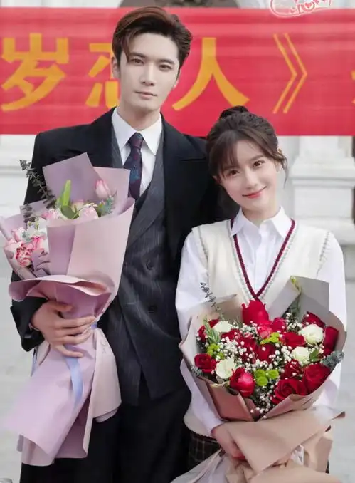 杨洋邓伦李现同框上热搜,我却想起了5年前的这部造星神剧
