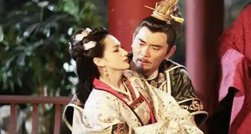 张丽华阴丽华杨丽华同名不同姓的三位后妃的不同人生命运
