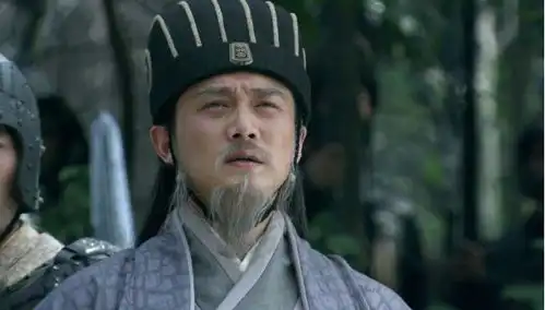 曹操手下谋士如云,假设诸葛亮加入他的阵营能排第几位
