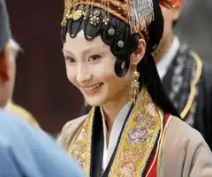 姚笛疑消失打胎南都主编回应文章叫板媒体陪玩到底
