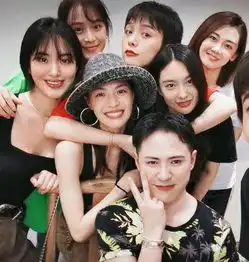 芳华剧照图片三美