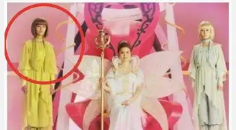 周雨彤曾出演巴啦啦小魔仙,看到她的剧照后,女神形象已崩塌

