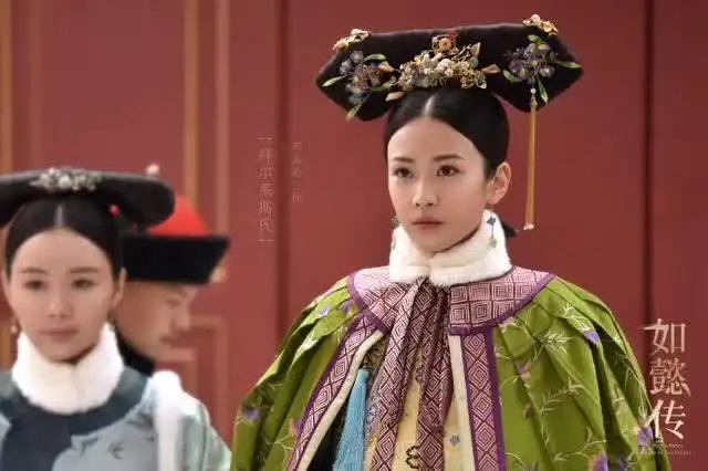 皇后的标配是什么那必须是貂儿呀

