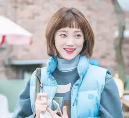 女装搭配掐指一算,早春的你,缺一件百变卫衣