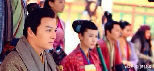 明明郭襄的性格比郭芙更讨喜,为什么黄蓉喜欢郭芙更多一些
