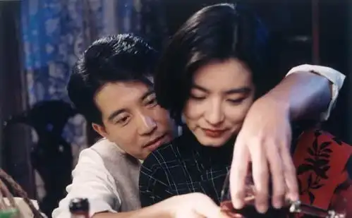 为什么很多人说林青霞漂亮,美人在骨不在皮,论林青霞之漂亮
