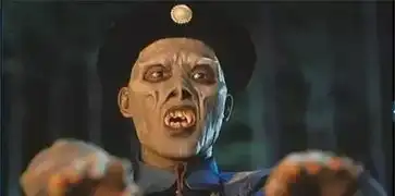 电影僵尸先生中,任老太爷变僵尸后,为什么先咬自己的儿子呢
