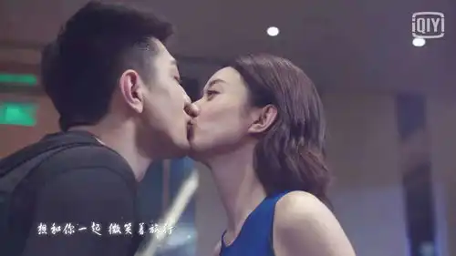 周一围不是林莫臣曹曦文被认成刘涛,倾城时光比较惨的是她
