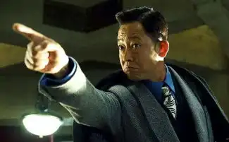 他是最有个性的演员之一,看看他做的这四件事,真令人叫好
