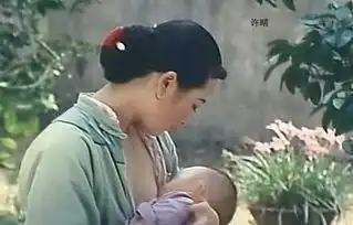 许晴23年前当众给孩子喂奶剧照曝光组图