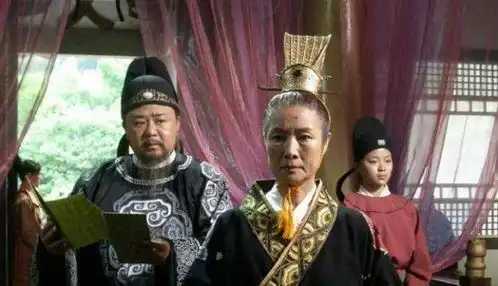 立侄子还是立儿子武则天犹豫时,狄仁杰指出关键,让她茅塞顿开
