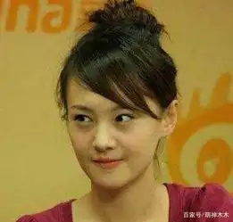 网友晒出郑爽未修图,跟精修图差距大,黑眼圈重发量也少得可怜

