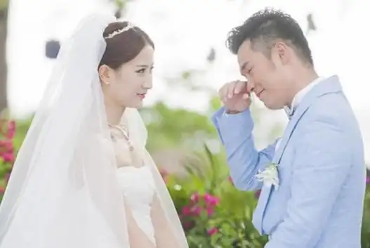 离婚再婚否认已婚,爱情公寓主演的爱情路一个比一个坎坷