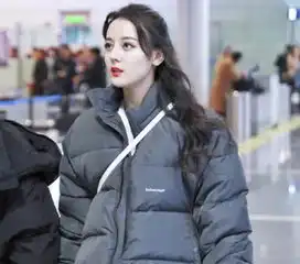 一千零一夜又有新剧照曝光,网友迪丽热巴的颜值真能打
