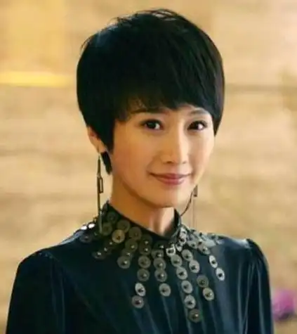 慕容云朵
