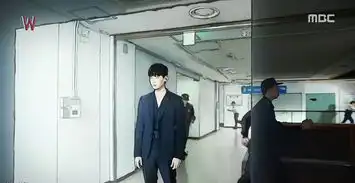 李钟硕w两个世界绝不仅仅是爱情片

