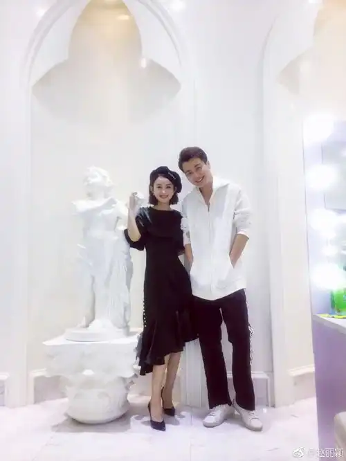 难道赵丽颖颖宝这是要公开恋情的节奏吗
