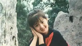 蒋欣童年剧照欢乐颂主演童年照开扒
