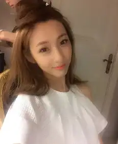 微微一笑很倾城八大女配角小雨妖妖校花太美了