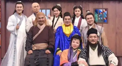 天龙八部时隔24年重聚,李龙基骆应钧头发花白,不见黄日华
