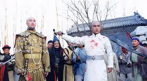 相比张一山版鹿鼎记,张卫健版本同是改编王晶聪明得多
