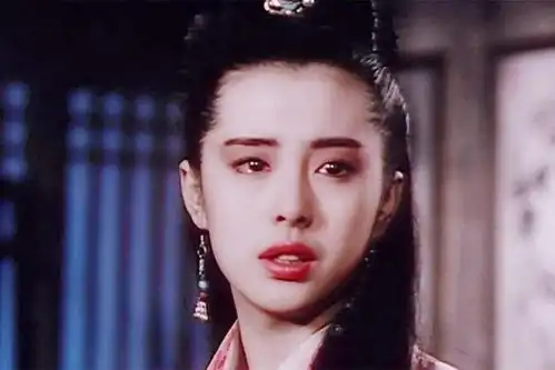 53岁王祖贤发照祝端午快乐仍是你梦里的仙女
