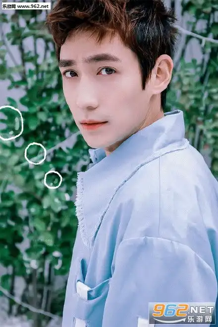 朱一龙高清大图写真朱一龙高清手机壁纸下载乐游网游戏下载
