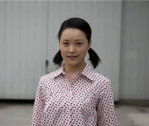父母爱情彭婧装嫩与梅婷饰母女
