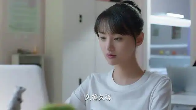 微微一笑很倾城于半珊领个灵兽还想要只母的,微微表示心很累