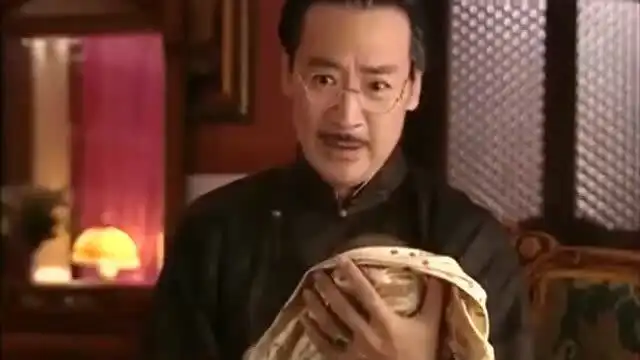 金粉世家看老爷有了孙子这高兴的样子,起个名字竟连想都没想
