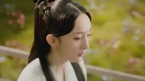 三生三世素锦手下暗中观察素素,素素心伤犹如行尸走肉
