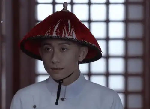 张一山鹿鼎记开播,搞笑画风略显浮夸,演技退步成这样
