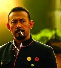 让子弹飞亮相香港电影节三巨头造型曝光
