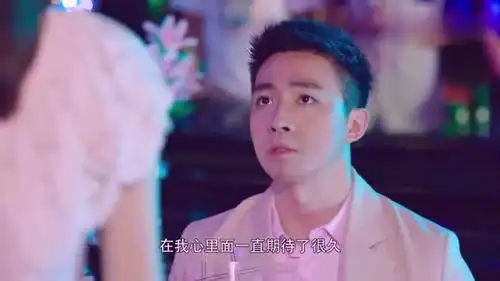 你和我的倾城时光男子尴尬求婚女神,真是赶鸭子上架啊
