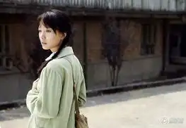 王珞丹山楂树剧照曝光扮相清秀眼神清澈
