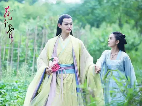 有人销声匿迹有人成顶流,家有儿女12位童星,差距咋这么大
