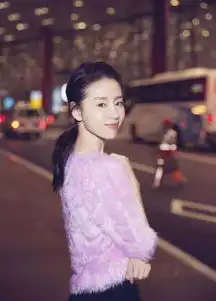 董洁到底是什么样的人,从这3个时间段可以看出
