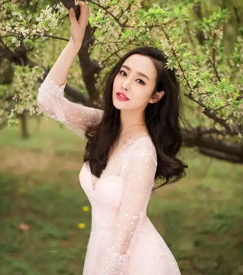 庆余年的司理理又要营业了,两部新剧来袭,剧照好美令人期待
