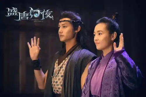 甜宠满分吴倩郑业成主仆cp上演完美侧颜杀
