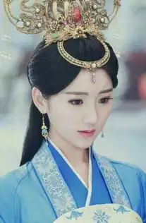 女星古装云集,马伊琍杨幂范冰冰平庸,李湘却很美
