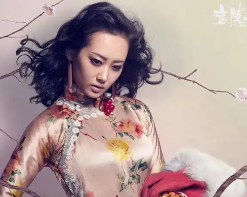 曾经那么火的金陵十三钗,为何会受到屈辱唯一幸存者怎样了
