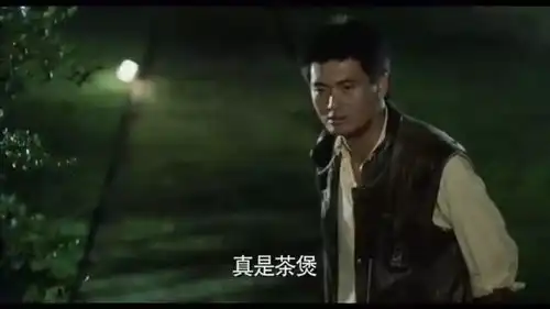 秋天的童话不管遭遇什么,相爱总是好的
