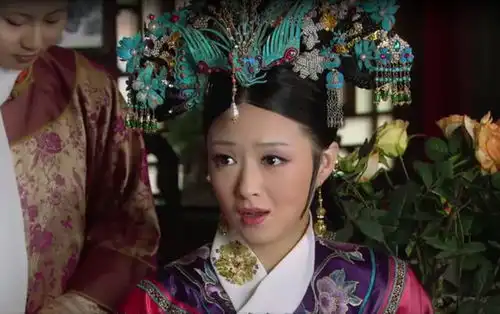 华妃皇后大战,后宫硝烟谁主沉浮
