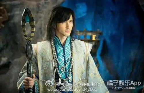 还记得古剑奇谭里的小风晴雪吗她现在长这样
