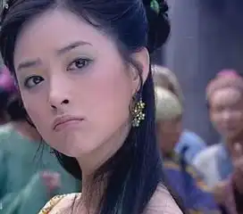 13年前的欢天喜地七仙女,才是蒋欣的颜值巅峰,不过还是输她一筹
